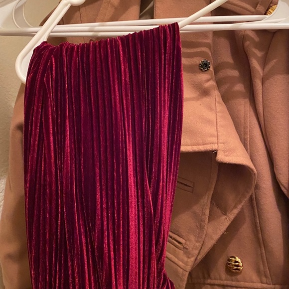 2 set - Picture 2 of 2